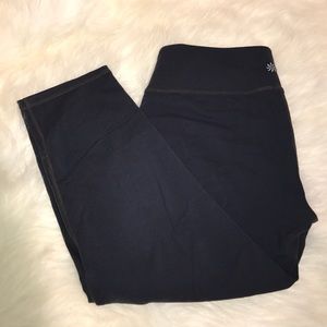 Athleta cropped workout pants. Charcoal. Size M.